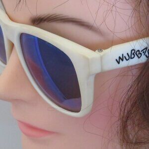Foster Grant Wubbas Sunglasses Pre-Loved (230V)